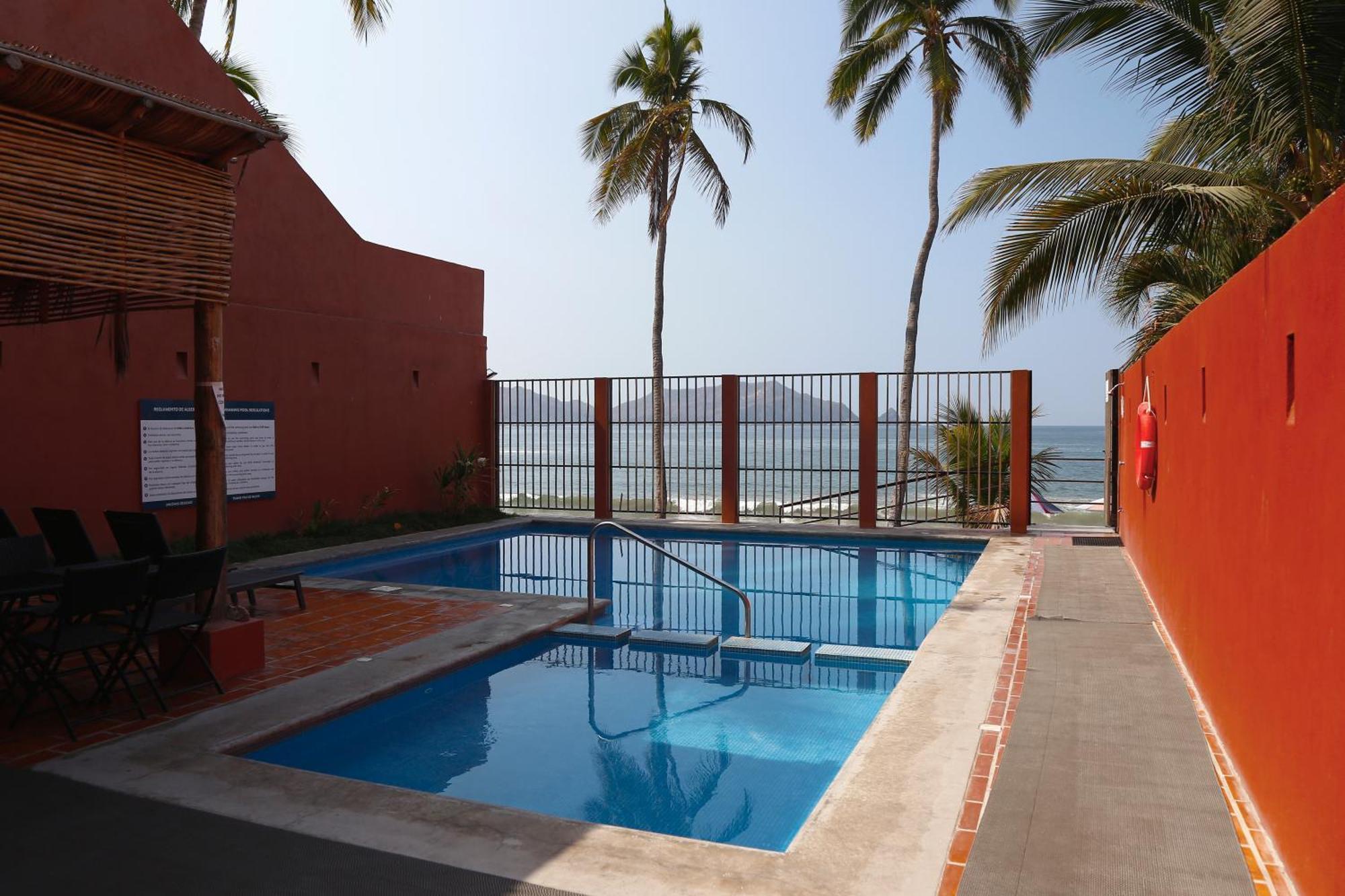 Hotel Aurelia San Patricio Melaque Exterior photo