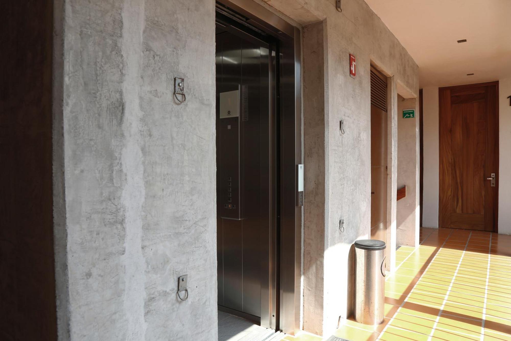 Hotel Aurelia San Patricio Melaque Exterior photo